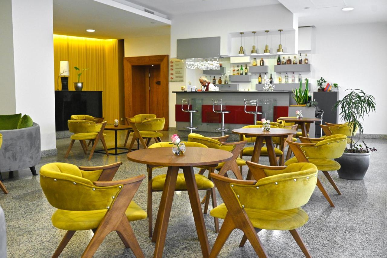 Europe Hotel Yerevan Ngoại thất bức ảnh