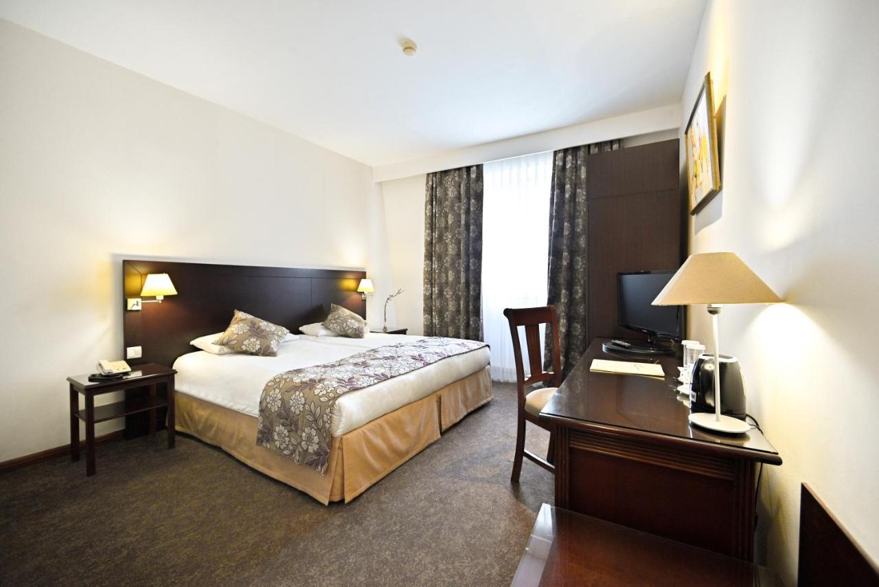 Europe Hotel Yerevan Ngoại thất bức ảnh