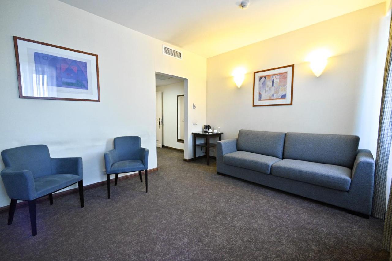 Europe Hotel Yerevan Ngoại thất bức ảnh