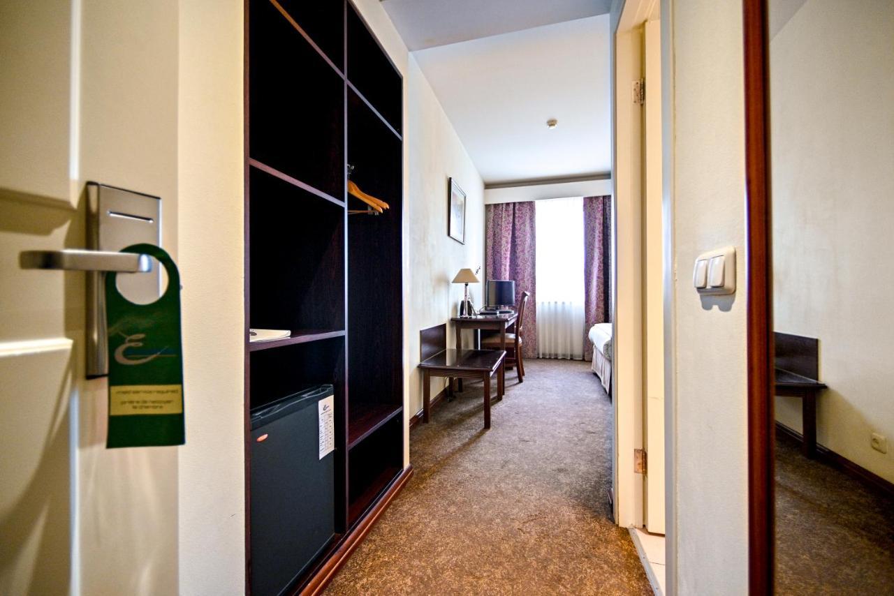 Europe Hotel Yerevan Ngoại thất bức ảnh